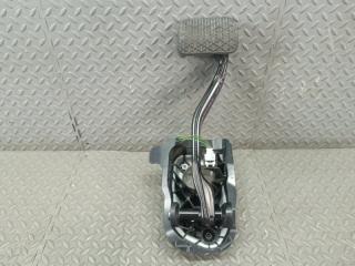 Педаль тормоза MERCEDES-BENZ C-CLASS W205 A2052920515 1 ракурс
