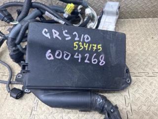 Блок предохранителей TOYOTA CROWN GRS210 4GR-FSE 2 ракурс