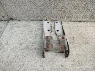 Петля капота MITSUBISHI EK WAGON H81W 2 ракурс Петля капота MITSUBISHI EK WAGON H81W 2 ракурс