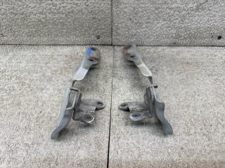 Петля капота SUZUKI WAGON R MH23S 2 ракурс