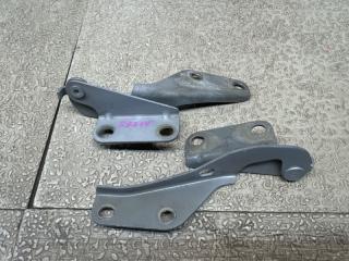Петля капота DAIHATSU HIJET S321V 3 ракурс