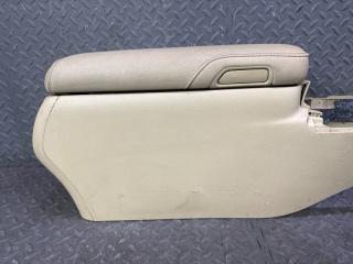 Бардачок между сиденьями TOYOTA CROWN GRS210 58911-30250 2 ракурс Бардачок между сиденьями TOYOTA CROWN GRS210 58911-30250 2 ракурс