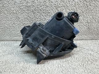 Туманка правая передняя TOYOTA ISIS ANM10 89210656 5 ракурс