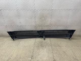 Решетка радиатора TOYOTA VOXY AZR60 53101-28220 5 ракурс