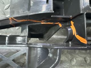 Решетка радиатора VOLKSWAGEN TOURAN 1T3 1T0853651BQ 3 ракурс