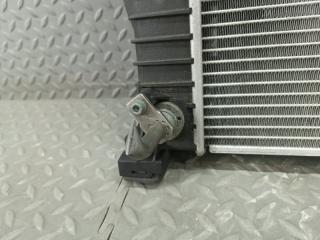 Радиатор основной AUDI A4 8EC BWE 5 ракурс Радиатор основной AUDI A4 8EC BWE 5 ракурс