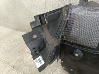 Подкрылок правый передний MERCEDES-BENZ C-CLASS W204 A2046984030 2 ракурс
