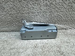 Электронный блок TOYOTA HARRIER MXUA80 M20A-FKS 8598A-48070 3 ракурс Электронный блок TOYOTA HARRIER MXUA80 M20A-FKS 8598A-48070 3 ракурс