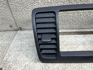Консоль магнитофона SUBARU LEGACY BP5 2 ракурс