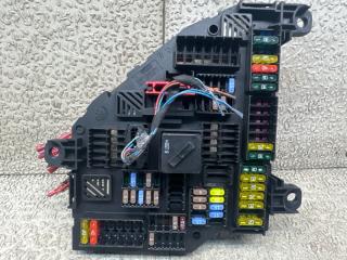 Блок предохранителей BMW X3 F25 217033454 2 ракурс