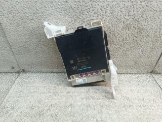 Блок предохранителей TOYOTA PRIUS ZVW51 89221-47550 1 ракурс