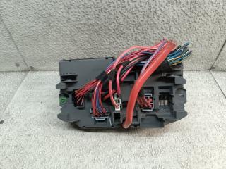 Блок предохранителей BMW X6 E71 518953039A 5 ракурс Блок предохранителей BMW X6 E71 518953039A 5 ракурс