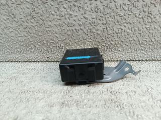 Блок управления стеклоочистителем TOYOTA PRIUS ZVW55 85940-47060 4 ракурс