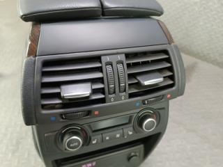 Бардачок между сиденьями BMW X6 E71 5 ракурс