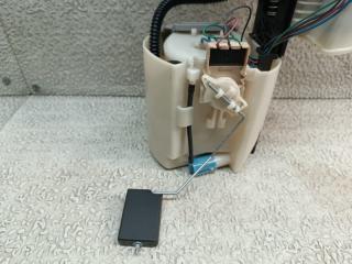 Топливный насос TOYOTA PRIUS ZVW55 2ZR-FXE 77020-47140 2 ракурс