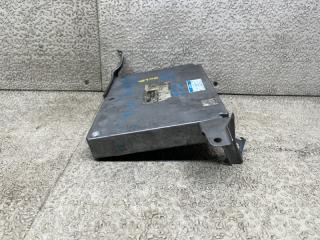 Блок управления efi TOYOTA ISIS ANM10 1AZ-FSE 89661-44500 5 ракурс Блок управления efi TOYOTA ISIS ANM10 1AZ-FSE 89661-44500 5 ракурс
