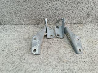 Петля капота DAIHATSU HIJET S321V 1 ракурс