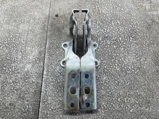 Петля капота SUZUKI ALTO HA24V 1 ракурс