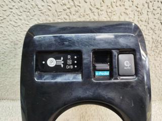 Консоль кпп NISSAN LEAF ZE1 EM57 96941 5SJ0A 2 ракурс