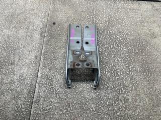 Петля капота MITSUBISHI EK WAGON H82W 2 ракурс Петля капота MITSUBISHI EK WAGON H82W 2 ракурс