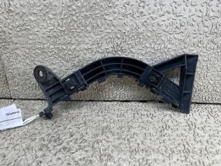 Крепеж бампера правый передний HONDA LIFE JC1 P07A 2 ракурс