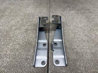 Петля капота MITSUBISHI EK WAGON H81W 1 ракурс Петля капота MITSUBISHI EK WAGON H81W 1 ракурс
