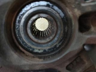 Ступица правая передняя SUBARU STELLA RN1 EN07 5 ракурс