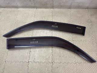 Ветровики комплект MITSUBISHI TOPPO H82A 3 ракурс