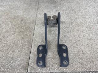 Петля капота SUZUKI WAGON R MH21S 1 ракурс