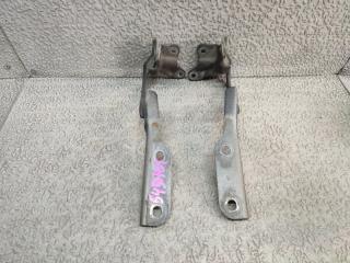 Петля капота SUZUKI WAGON R MH23S 1 ракурс