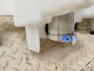 Бачок стеклоомывателя NISSAN SERENA TNC24 3 ракурс
