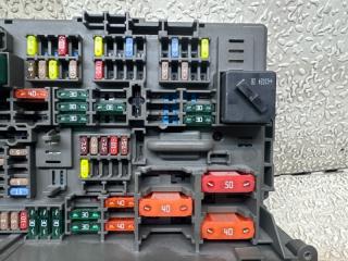Блок предохранителей BMW X1 E84 N46B20BD 9119445 3 ракурс