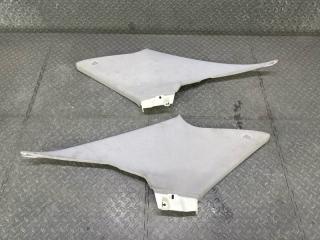Накладка на стойку кузова задняя TOYOTA CROWN GRS200 4GR-FSE 62471-30520 1 ракурс