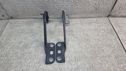 Петля капота SUZUKI WAGON R MH22S 1 ракурс