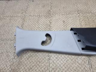 Накладка на стойку кузова правая BMW X1 E84 N46B20BD 51432990778 2 ракурс