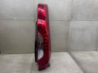 Стоп-сигнал правый задний NISSAN X-TRAIL DNT31 220-23308 1 ракурс