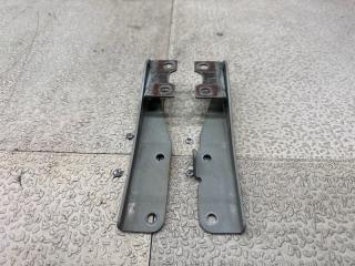 Петля капота MITSUBISHI EK WAGON H81W 1 ракурс Петля капота MITSUBISHI EK WAGON H81W 1 ракурс