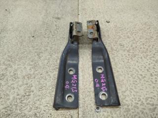 Петля капота NISSAN MOCO MG21S 1 ракурс