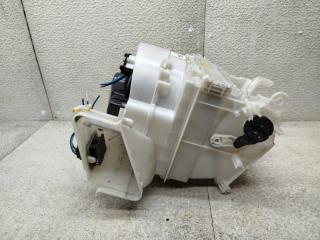 Мотор печки TOYOTA RACTIS NCP125 87010-52B91 1 ракурс Мотор печки TOYOTA RACTIS NCP125 87010-52B91 1 ракурс