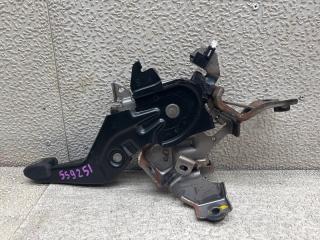 Педаль ручника NISSAN SKYLINE HV37 VQ35HR 1 ракурс Педаль ручника NISSAN SKYLINE HV37 VQ35HR 1 ракурс