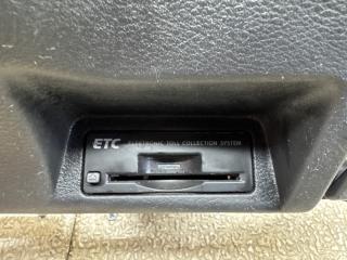 Консоль под рулевой колонкой правая передняя NISSAN SKYLINE HV37 VQ35HR 681064GA0A 5 ракурс