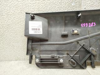 Пластик салона NISSAN SKYLINE HV37 VQ35HR 689214GA0A 5 ракурс