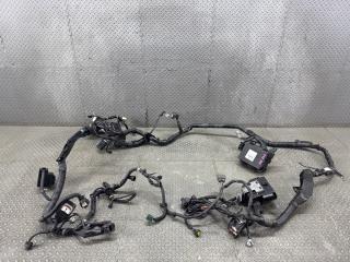 Коса под капот NISSAN SKYLINE HV37 VQ35HR 1 ракурс Коса под капот NISSAN SKYLINE HV37 VQ35HR 1 ракурс