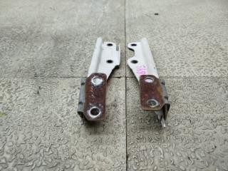 Петля капота MITSUBISHI EK WAGON H81W 2 ракурс Петля капота MITSUBISHI EK WAGON H81W 2 ракурс