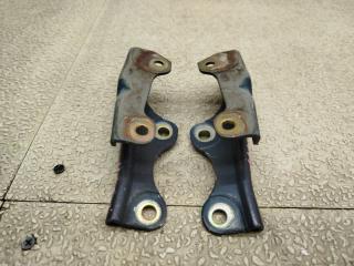 Петля капота MITSUBISHI DIAMANTE F34A 1 ракурс