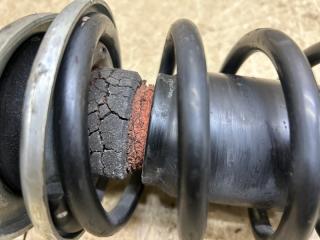 Стойка правая передняя SUZUKI ALTO LAPIN HE22S K6A 41601-85K54 3 ракурс