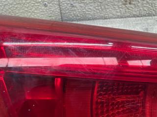 Вставка между стопов левая задняя NISSAN SKYLINE HV37 W0698 2 ракурс