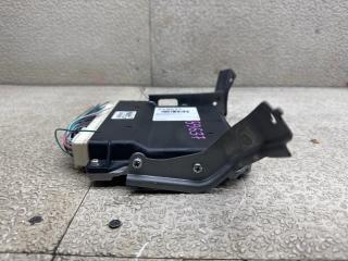 Блок управления efi TOYOTA ISIS ZGM10 2ZR-FE 89661-44750 3 ракурс Блок управления efi TOYOTA ISIS ZGM10 2ZR-FE 89661-44750 3 ракурс