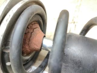 Стойка левая передняя SUZUKI ALTO LAPIN HE22S K6A 41602-85K51 3 ракурс