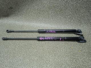 Фото запчасти амортизатор задней двери TOYOTA PRIUS PHV 2017 контрактная запчасть Запчасть амортизатор задней двери TOYOTA PRIUS PHV 2017